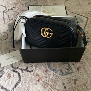 Gucci GG Marmont small shoulder bag with Box and silk sip bag Camera style bag